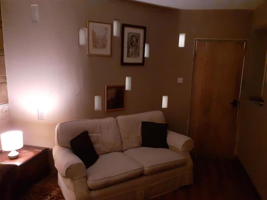 Characterful Cottage Near The Sea, Beach, Pier & Shops ويستون سوبر مير المظهر الخارجي الصورة